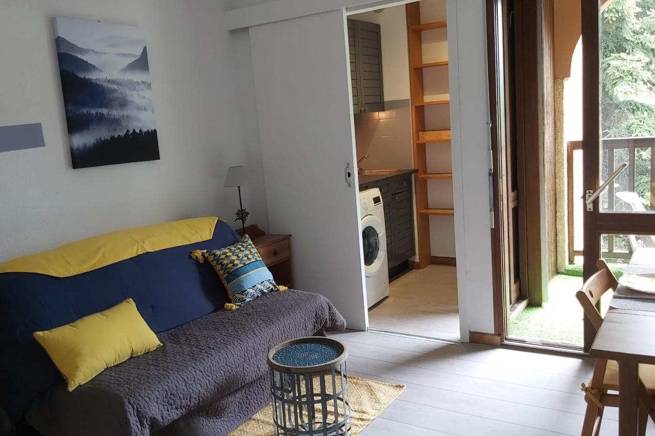 Beautiful Studio With Balcony In Briancon 外观 照片