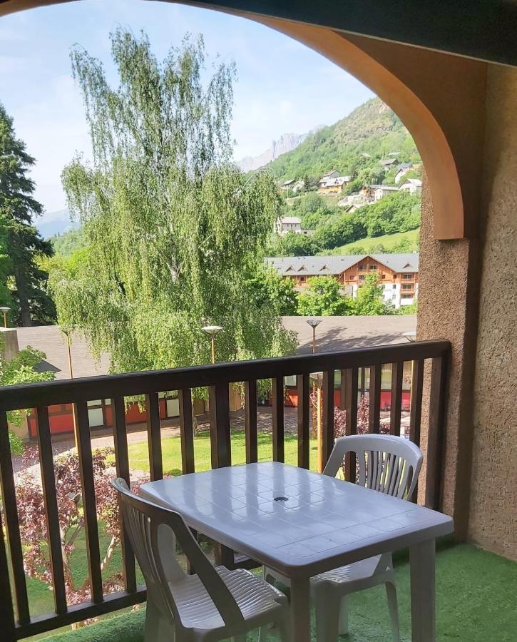 Beautiful Studio With Balcony In Briancon 外观 照片